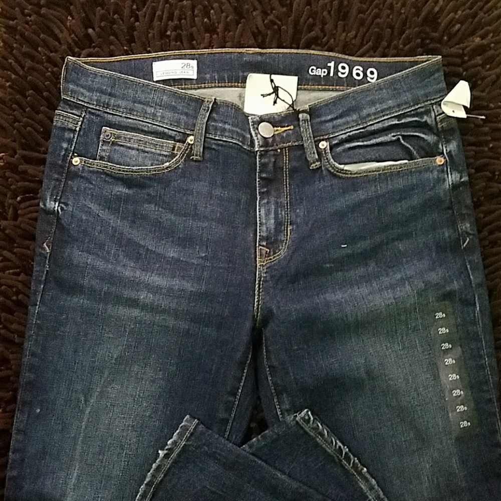 Gap 28 short